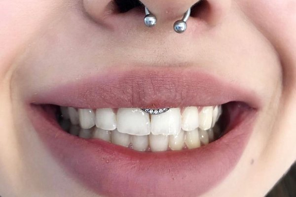 Piercing services from VeAn