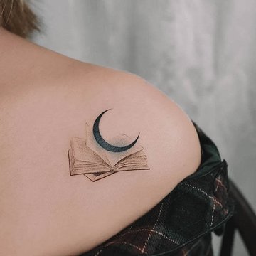 тату полумесяц значение эскиз