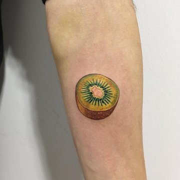 Тату киви