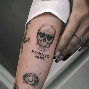 тату Memento Mori значення ескіз