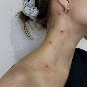 Тату на шее для женщин