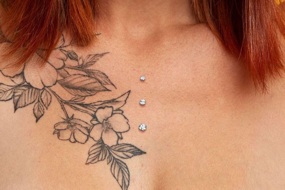 Плоскостной пирсинг