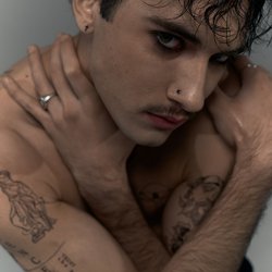 Тату икон эмо-культуры