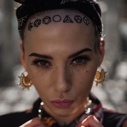 Татуювання на обличчі