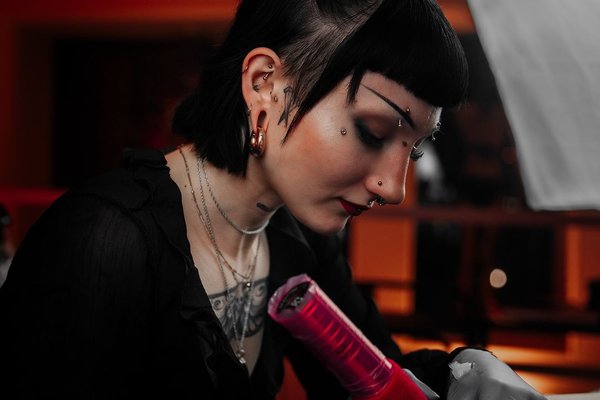 Employment for tattoo Artists