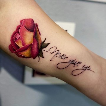 тату Ніколи не здавайся, never give up тату