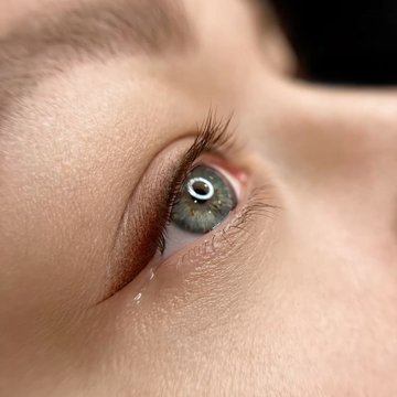 Перманентний макіяж очей міжвійний татуаж