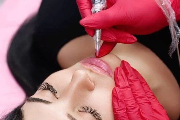 Татуаж губ у нашому салоні